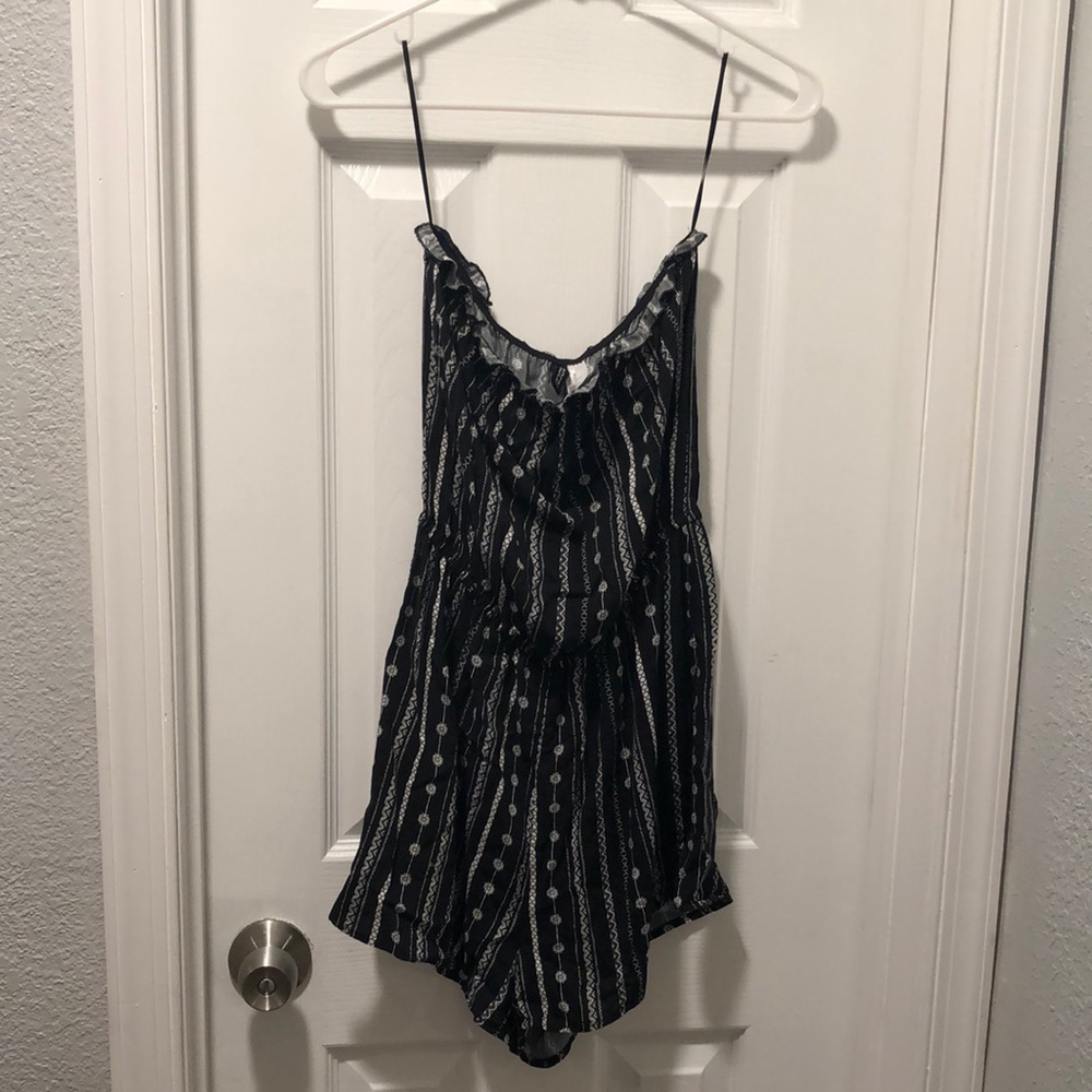 Sleeveless Black and White Romper